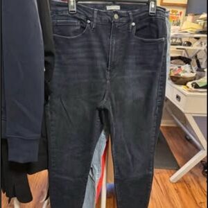 Good American Always Fits Good Legs Jeans